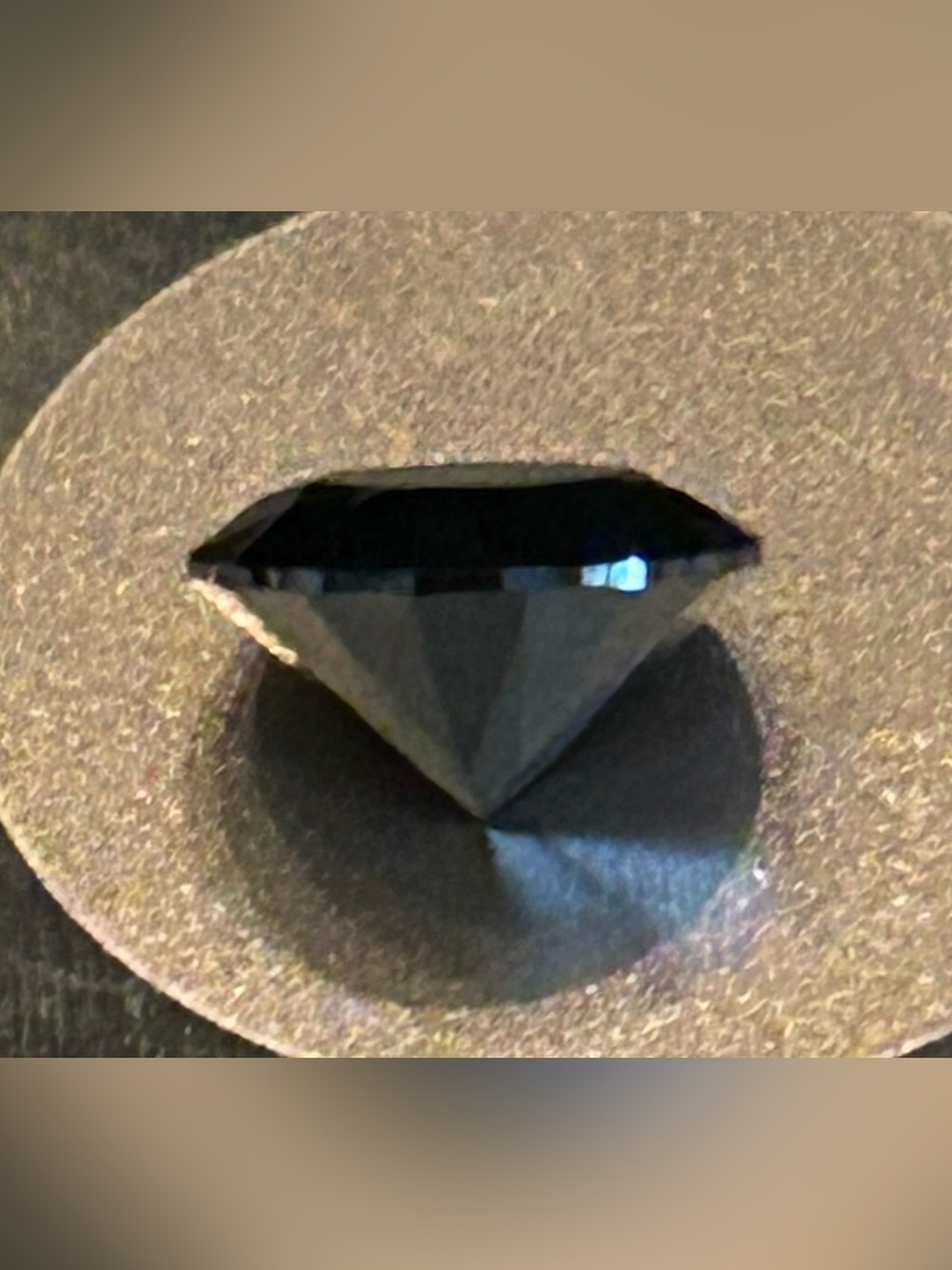 Elegant 0.95CT Black Faceted Round Moissanite Gemstone for Jewelry Setting